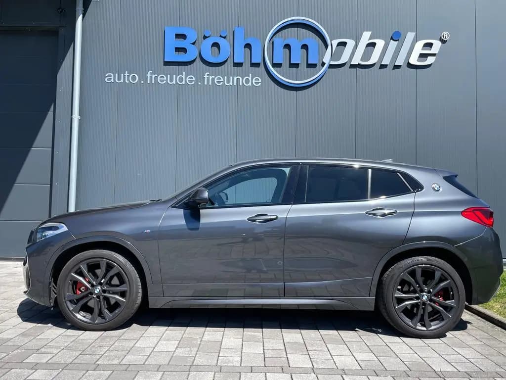 Main__Slider__Photo:BMW X2 sDrive20i M Sport/19 Zoll/AHK/HUD/Kamera/Hifi 12/2019-0