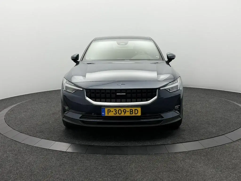 Main__Slider__Photo:Polestar 2 Standard Range Single motor 63kWh SOH 95,1% | 02/2022-1