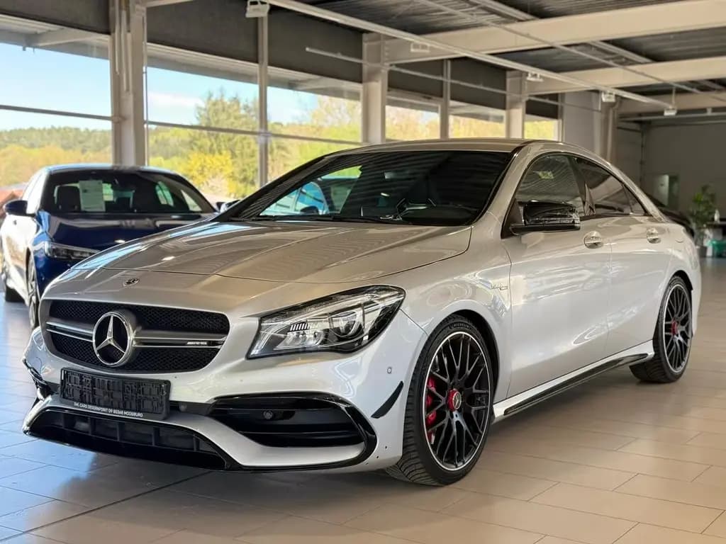 Main__Slider__Photo:Mercedes-Benz CLA-Class AMG 4Matic Performance Sitze LED Perf AGA 02/2018-0