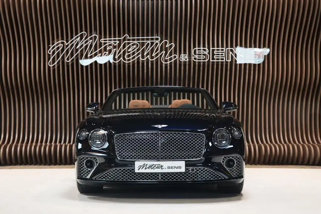 Main__Slider__Photo:Bentley Continental GTC-Bang & Olufsen-Camera 360 05/2019-1