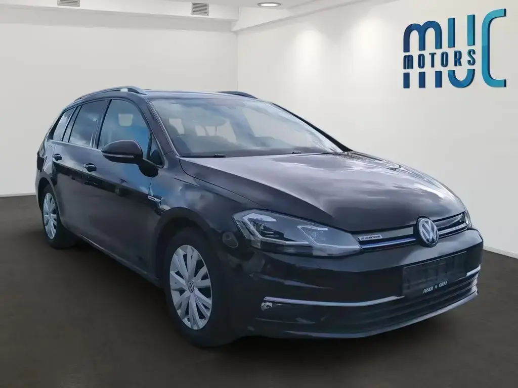 Main__Slider__Photo:Volkswagen Golf 7 Highline/ACC/Massage/AHK/Kamera 12/2018-1