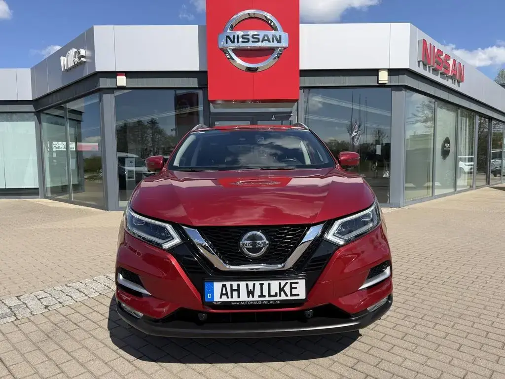 Main__Slider__Photo:Nissan Qashqai 1.3 DIG-T 117 kW Tekna 4x2/PROPILOT/AHK/ 09/2019-1