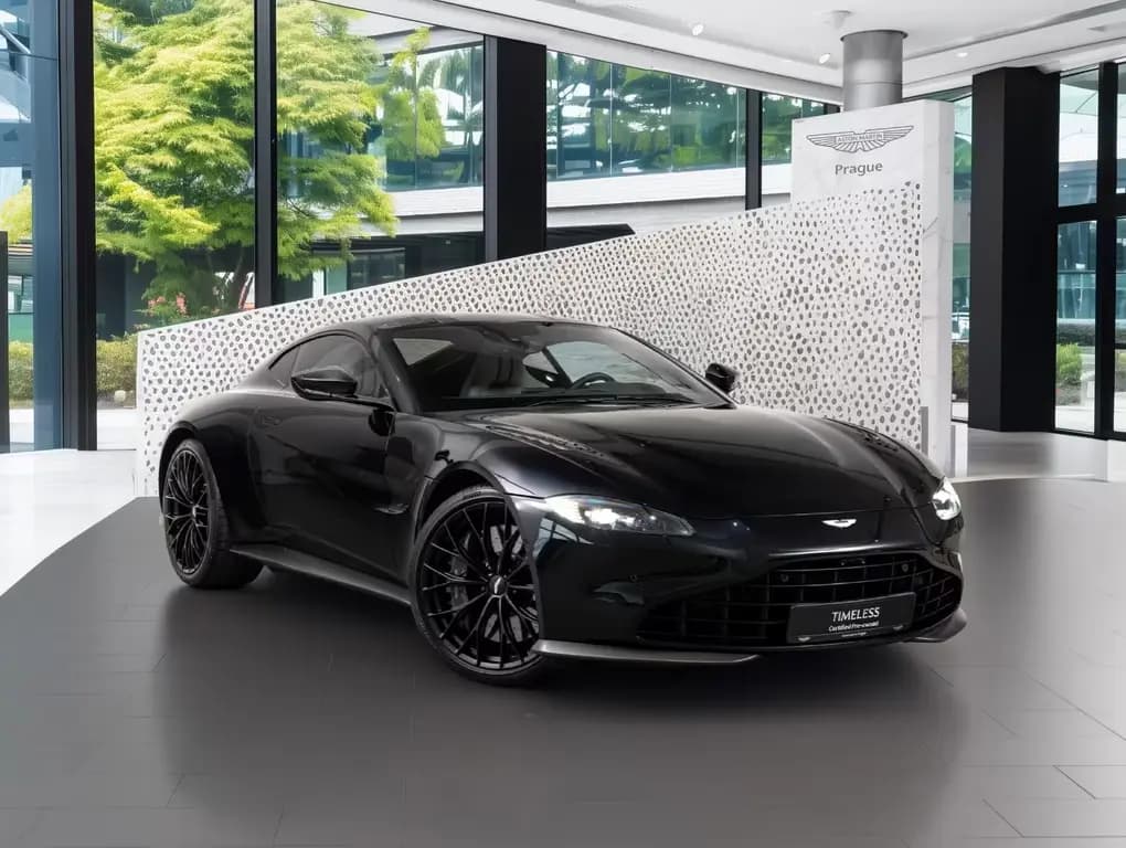 Main__Slider__Photo:Aston Martin V8 Vantage 4.0 V8 05/2022-0