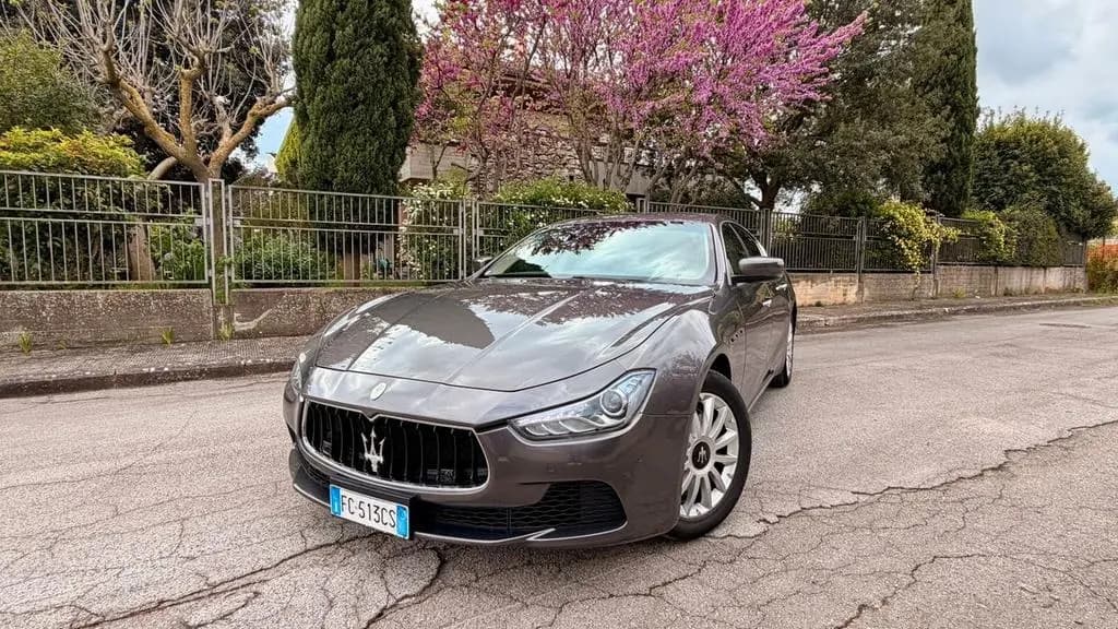 Main__Slider__Photo:Maserati Ghibli V6 Diesel 11/2015-0