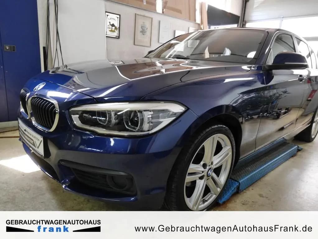 Main__Slider__Photo:BMW 1 Series 118 i Sportsitze, M18ZOLL, KAMERA,1 J.GARANTIE 01/2019-0