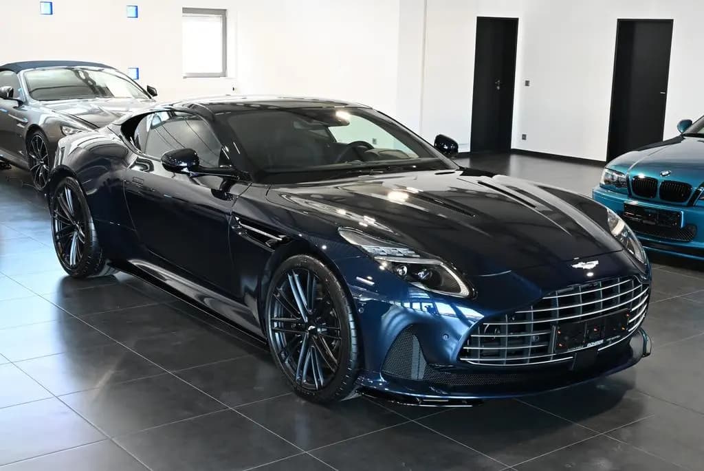 Main__Slider__Photo:Aston Martin DB12 Coupe/Midnight Blue Metallic/Sport Monotone 04/2026-0