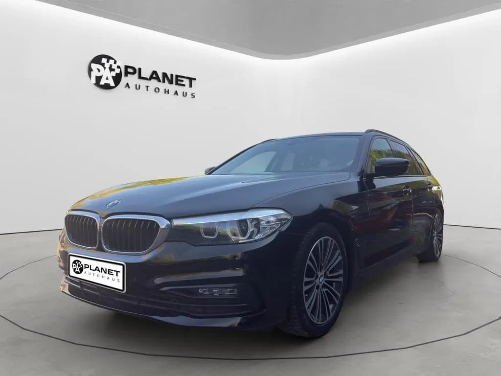 Main__Slider__Photo:BMW 5 Series 520d SportLine*TÜV*Inspektion*12M Gara*scheckhft 04/2019-0