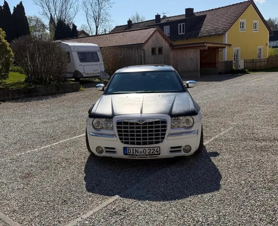Main__Slider__Photo:Chrysler 300C 3.5 V6 Autom. - 10/2006-0