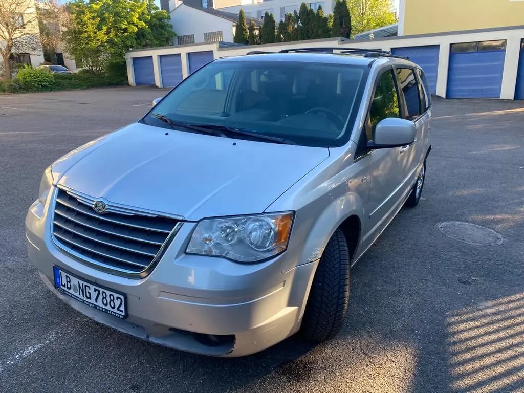Main__Slider__Photo:Chrysler Grand Voyager Touring 2.8 CRD Autom. Touring PDC 07/2009-0