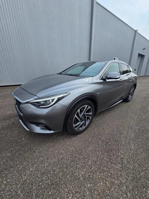 Main__Slider__Photo:Infiniti Q30 2.2d DCT AWD Premium Premium 06/2016-0