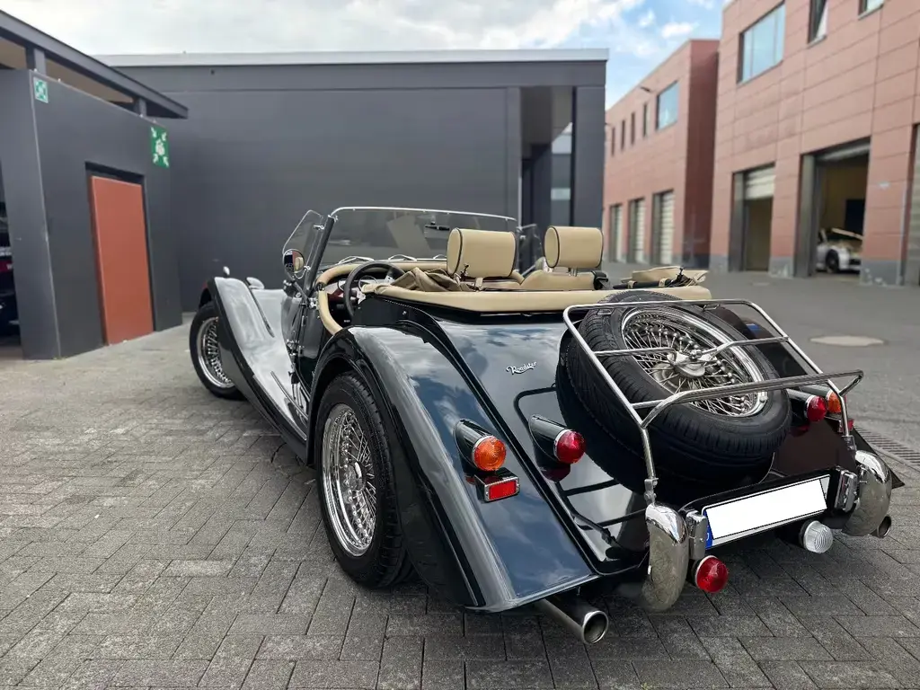 Main__Slider__Photo:Morgan Roadster / 1.Hand 11/2007-1