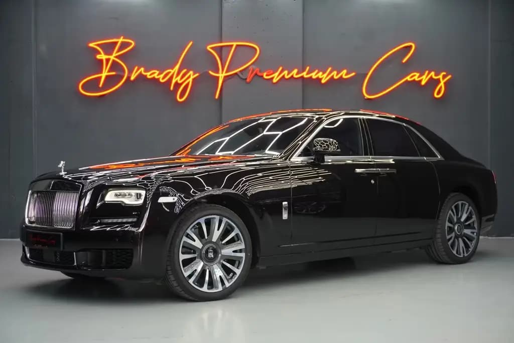 Main__Slider__Photo:Rolls-Royce Ghost 04/2019-0