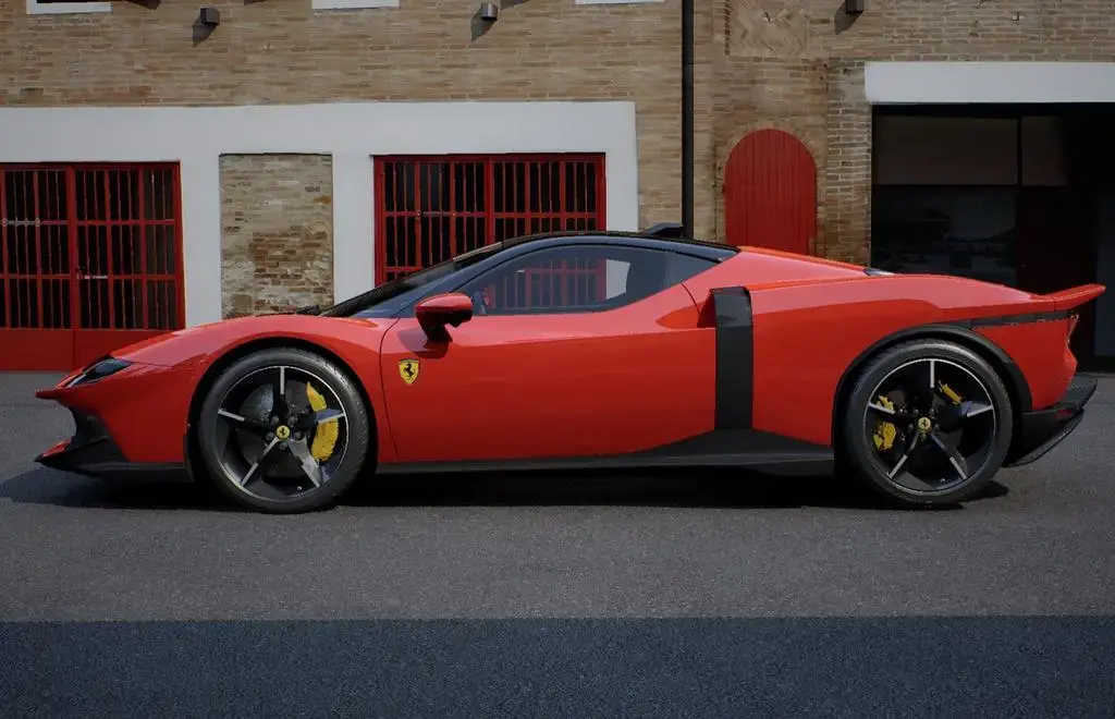 Main__Slider__Photo:Ferrari Testarossa one of the first, Carbon, Extracamp. null-1