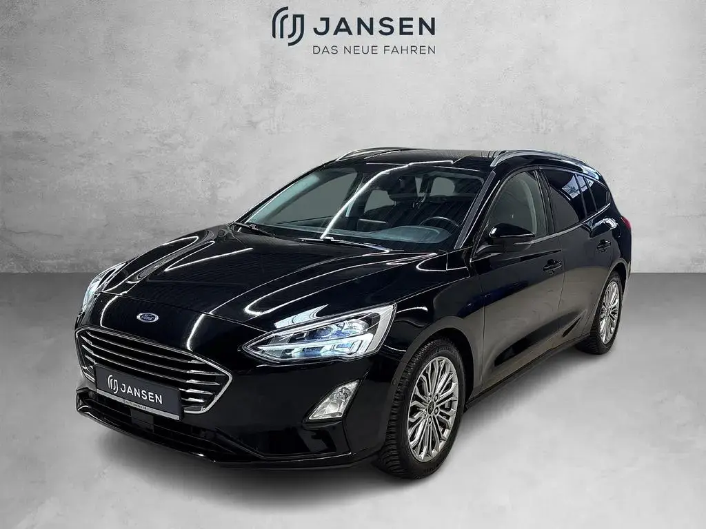 Main__Slider__Photo:Ford Focus 1.0 EcoBoost Turnier Titanium 04/2019-1