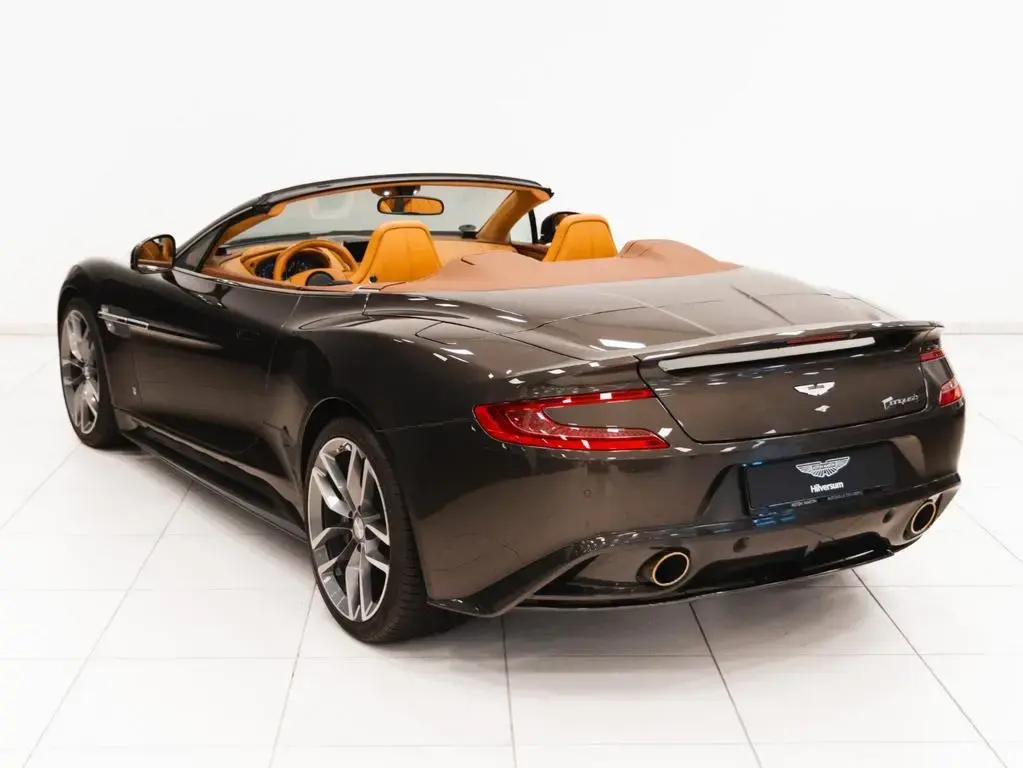 Main__Slider__Photo:Aston Martin Vanquish Volante by Q 8-Speed 05/2015-1