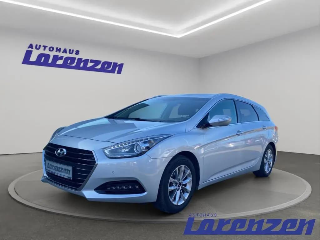 Main__Slider__Photo:Hyundai i40 blue Trend GDI 1.6 CW M T Navi ACC Android A 09/2018-0