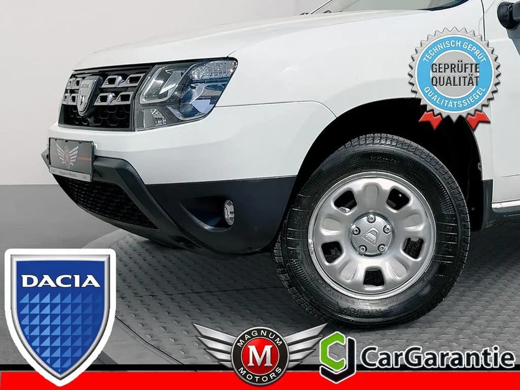 Main__Slider__Photo:Dacia Duster 1.6 16V LAUREATE *1.Hand*Navi*Temp*PDC* 03/2016-0