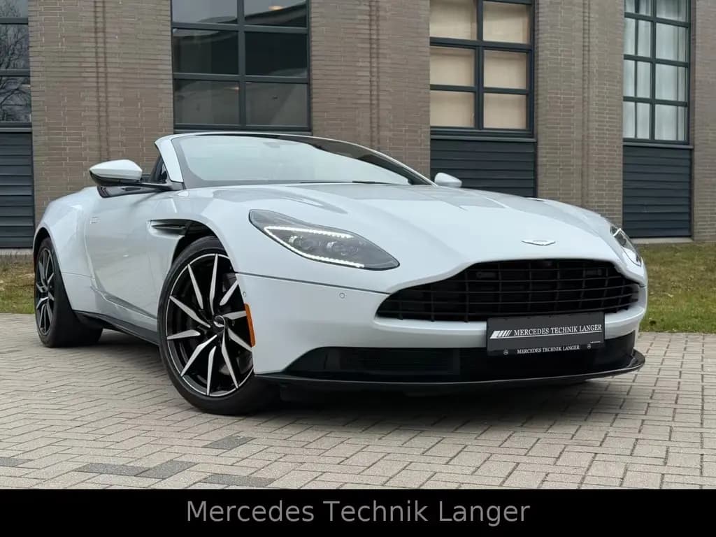 Main__Slider__Photo:Aston Martin DB11 4.0 V8 Volante 12/2020-0