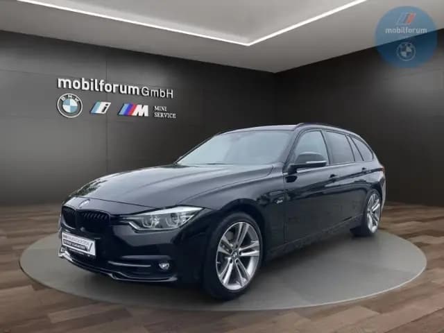 Main__Slider__Photo:BMW 330 i Touring Sport Line HUD LED Keyless Kamera 07/2018-0