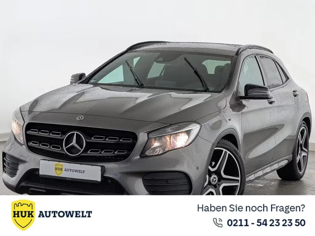 Main__Slider__Photo:Mercedes-Benz GLA 180 AMG Line NAVI+LEDER+SHZ+PDC+TEMP+AWR+BC 11/2018-0