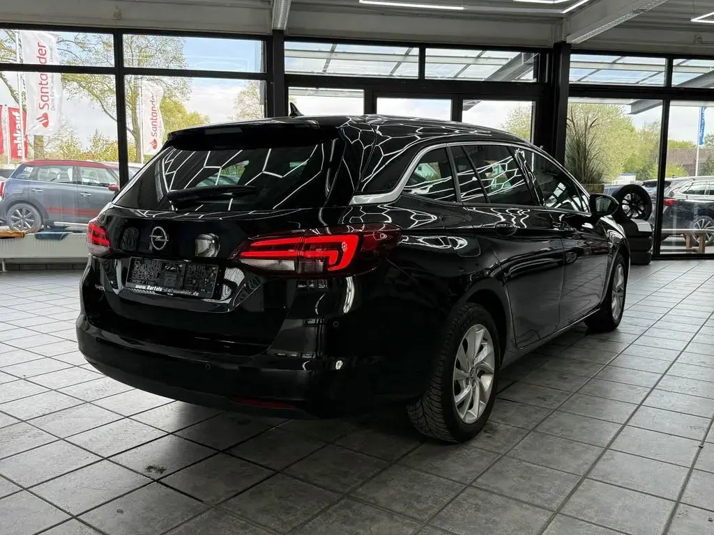 Main__Slider__Photo:Opel Astra Sports Tourer 1.2 Elegance, LED, Navi, DAB 04/2020-1