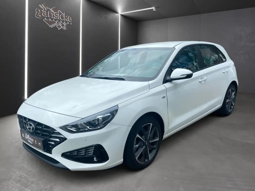 Main__Slider__Photo:Hyundai i30 1.5 T-GDI Hybrid Trend 03/2022-0