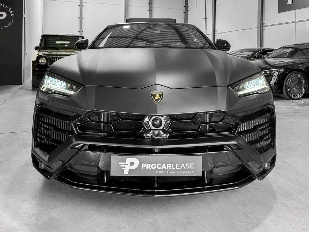 Main__Slider__Photo:Lamborghini Urus 4.0 V8 Auto./PANO/22/360°/HUD/CARBON/VOLL 03/2021-1