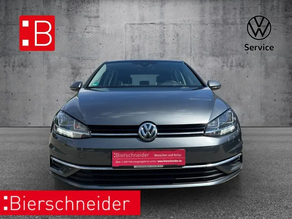 Main__Slider__Photo:Volkswagen Golf VII 1.0 TSI Comfortline LED PANO NAVI PDC A 06/2019-1