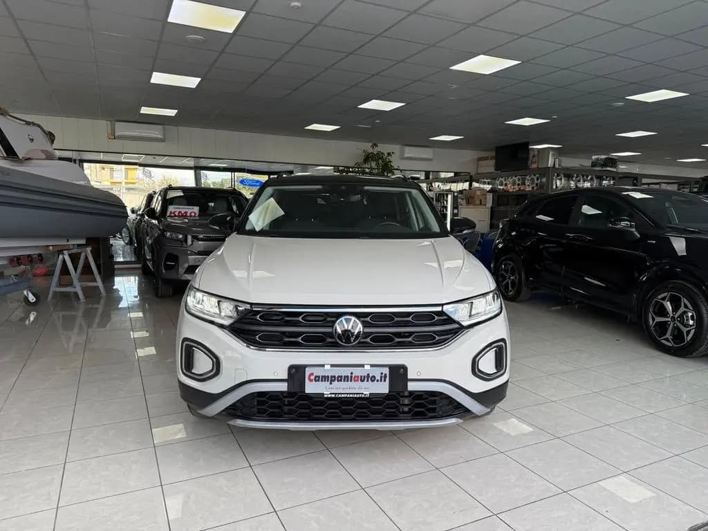 Main__Slider__Photo:Other Volkswagen T-Roc 2.0 TDI SCR Life 04/2022-0
