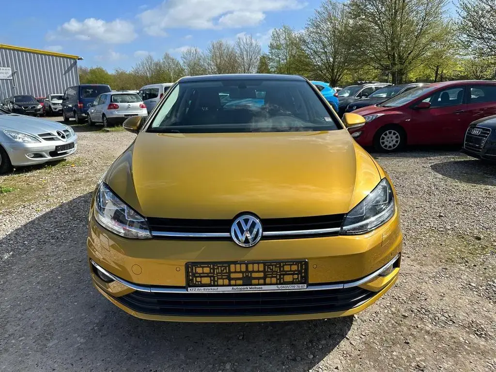 Main__Slider__Photo:Volkswagen Golf VII 1.0 TSI HU/AU Neu 02/2017-1