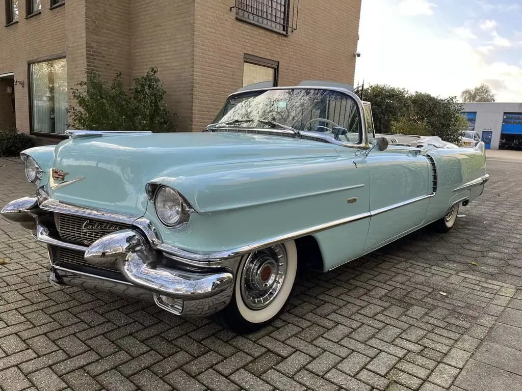 Main__Slider__Photo:Cadillac Deville Cabrio V 8 07/2023-0