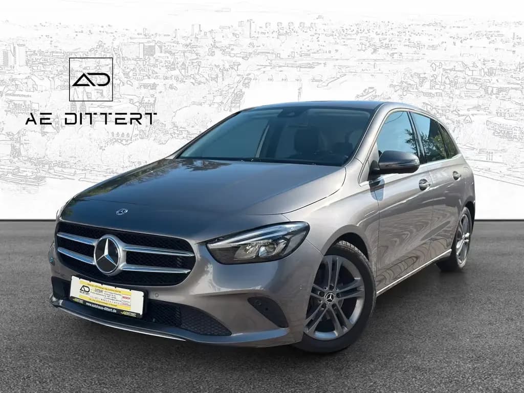 Main__Slider__Photo:Mercedes-Benz B-Class Style+NAVI+KAMERA+MBUX+ 02/2019-0
