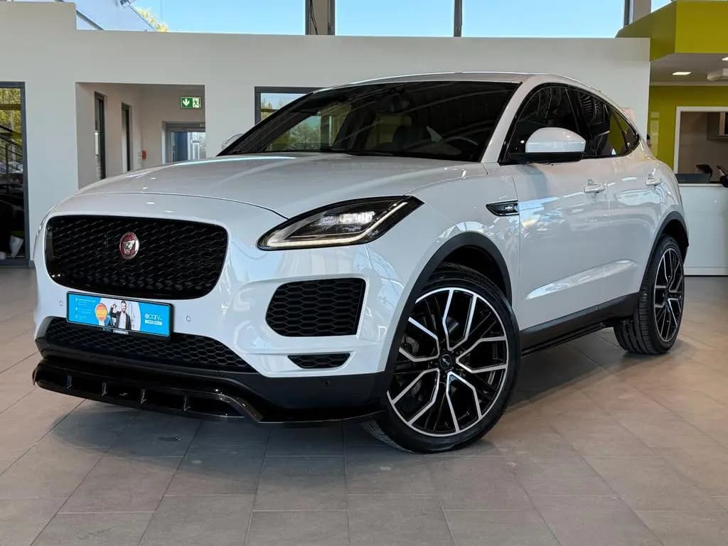 Main__Slider__Photo:Jaguar E-Pace E-PACE S AWD 03/2020-0