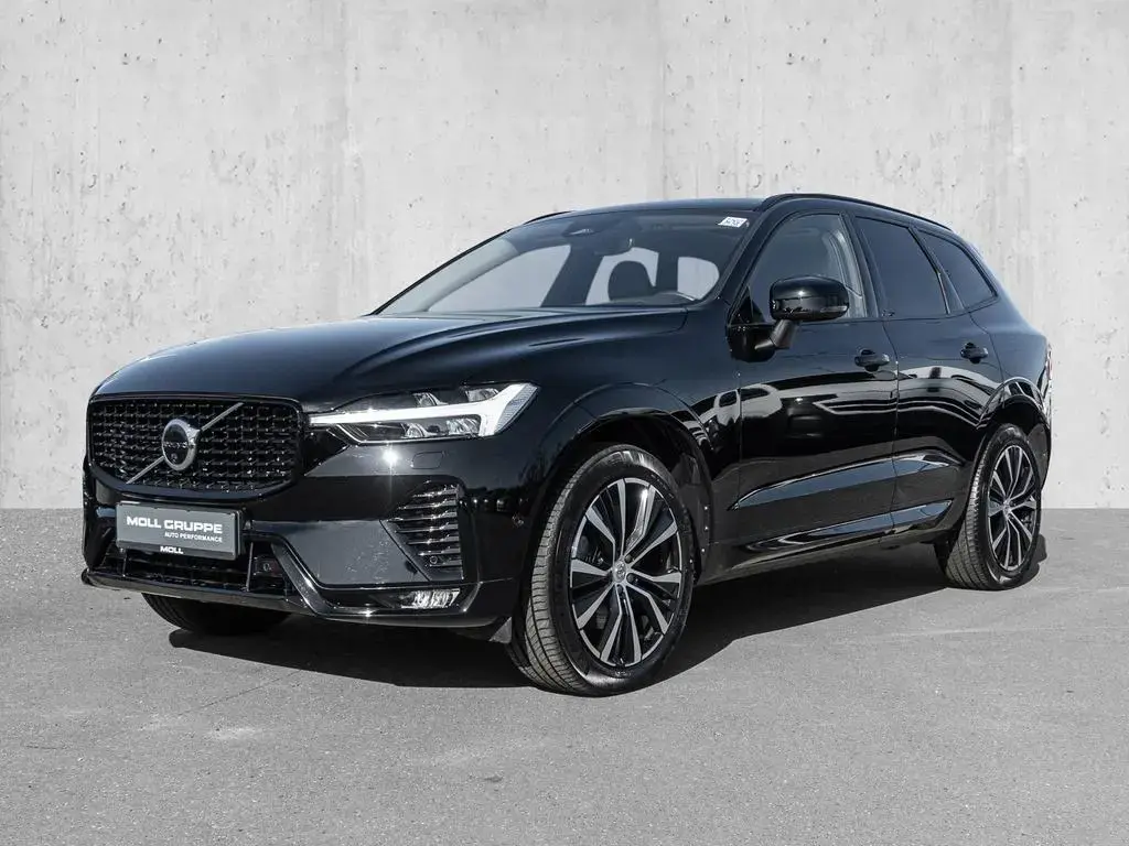 Main__Slider__Photo:Volvo XC60 B4 AWD Ultimate Dark Pano Head UP 360Grad 11/2022-1