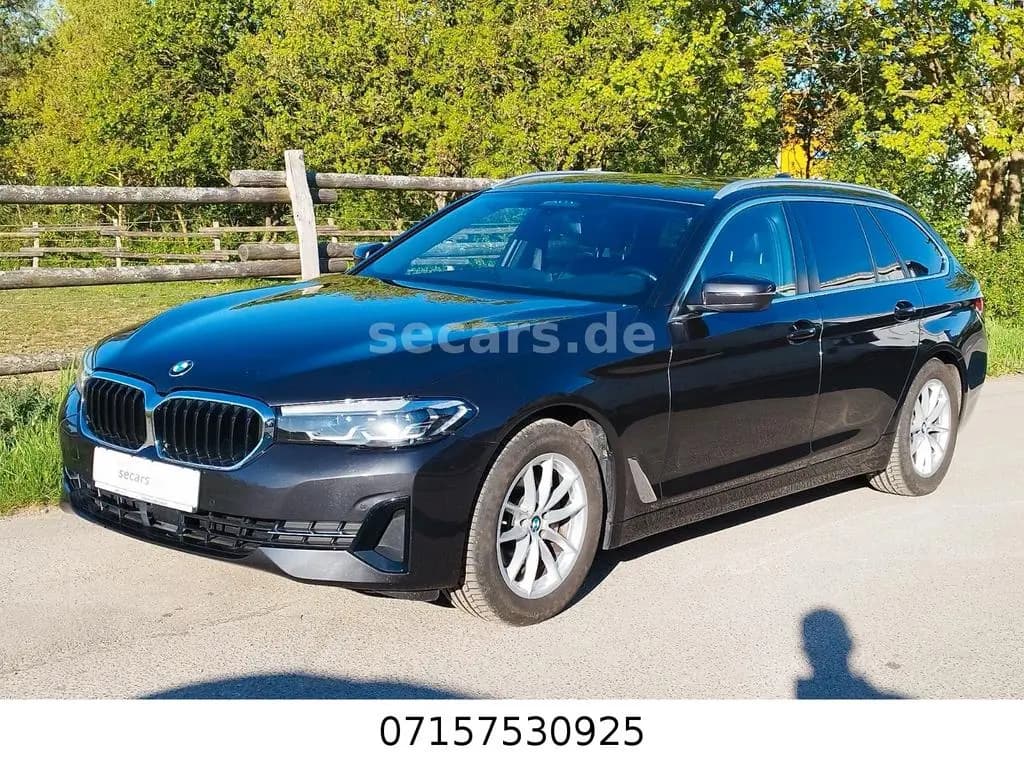 Main__Slider__Photo:BMW 520 d LCPro DrivAPro ACC StandH KomfSitze AHK RFK 02/2021-0