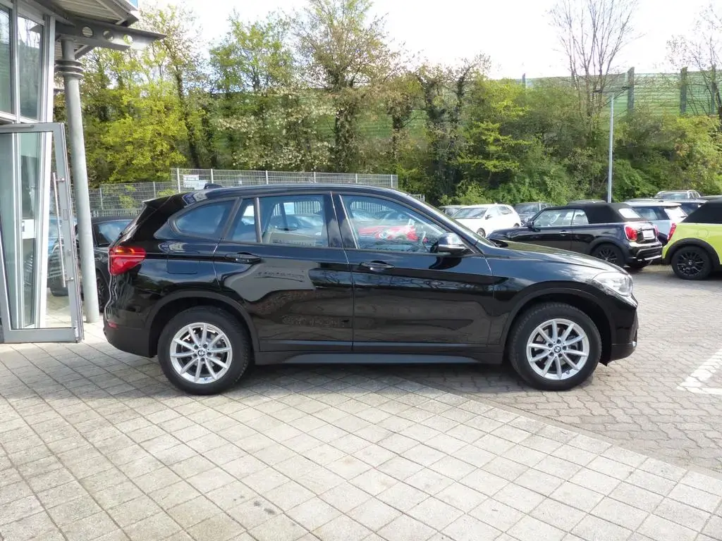 Main__Slider__Photo:BMW X1 sDrive18i Aut., Navigation, DAB, Bluetooth 11/2020-1