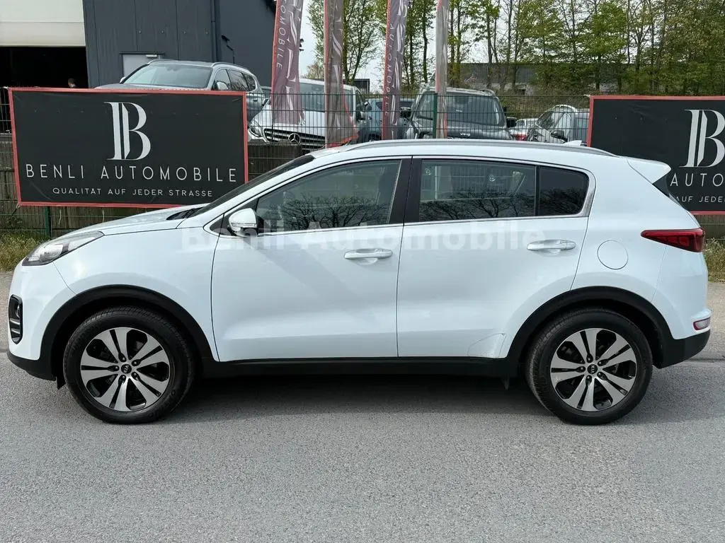 Main__Slider__Photo:Kia Sportage Vision 2WD/NAVI/KAMERA/SCHKHFT/SHZ/KLIM 06/2017-1
