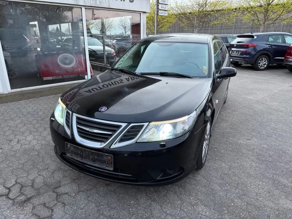 Main__Slider__Photo:Saab 9-3 Kombi Scandic 11/2010-0