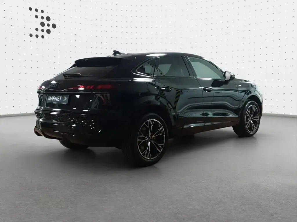 Main__Slider__Photo:Audi Q3 Sportback TFSI 110 kW S tronic null-1
