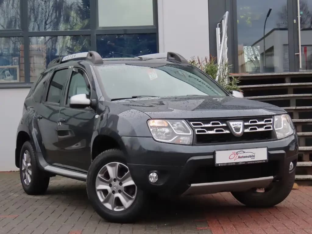 Main__Slider__Photo:Dacia Duster 1.2 TCe 4x2 Prestige Sitzheizung Leder 03/2017-0