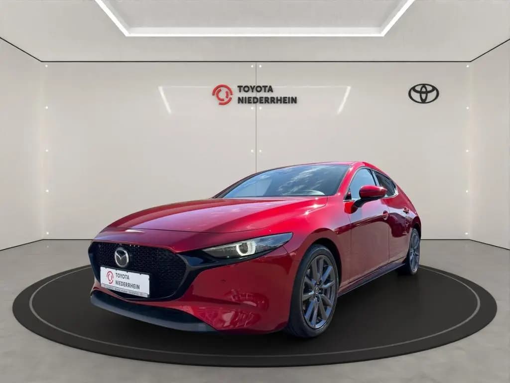 Main__Slider__Photo:Mazda 3 Selection Winterräder Navigation Parkdistance 10/2019-0