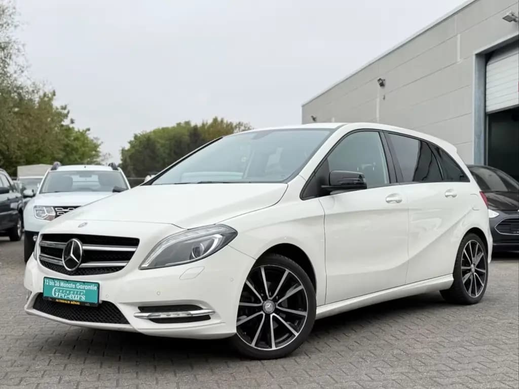 Main__Slider__Photo:Mercedes-Benz B-Class *70 TKM* 10/2014-0