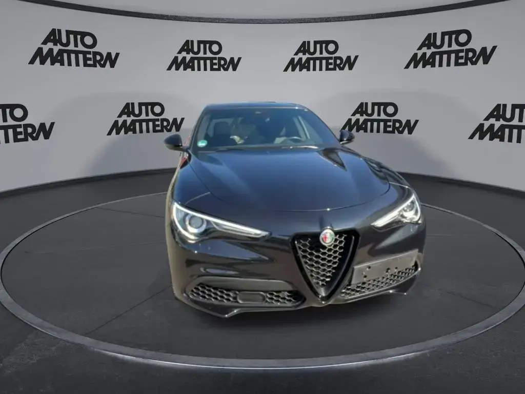 Main__Slider__Photo:Alfa Romeo Stelvio 2.0 Turbo 16V Veloce Q4 03/2022-1
