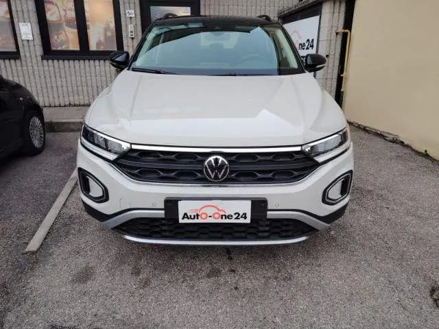 Main__Slider__Photo:Other Volkswagen T-Roc 1.0 TSI Style NESSUN VINCOLO FI 03/2024-0