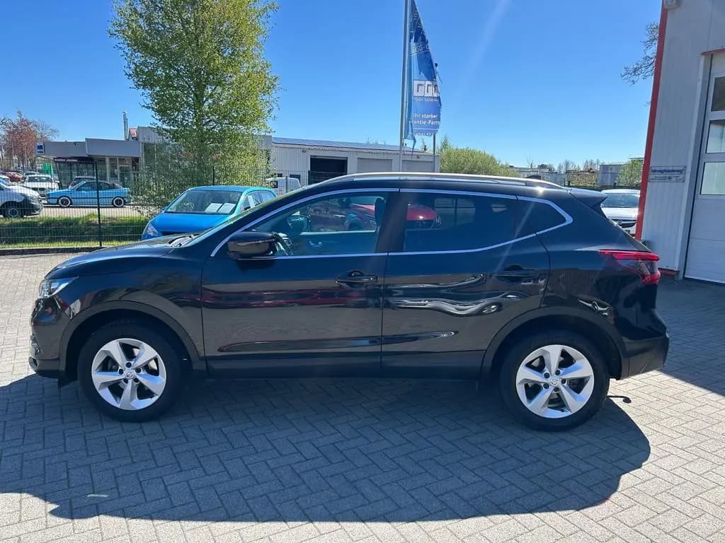 Main__Slider__Photo:Nissan Qashqai Diesel Sondermodell Acenta ! 05/2018-0