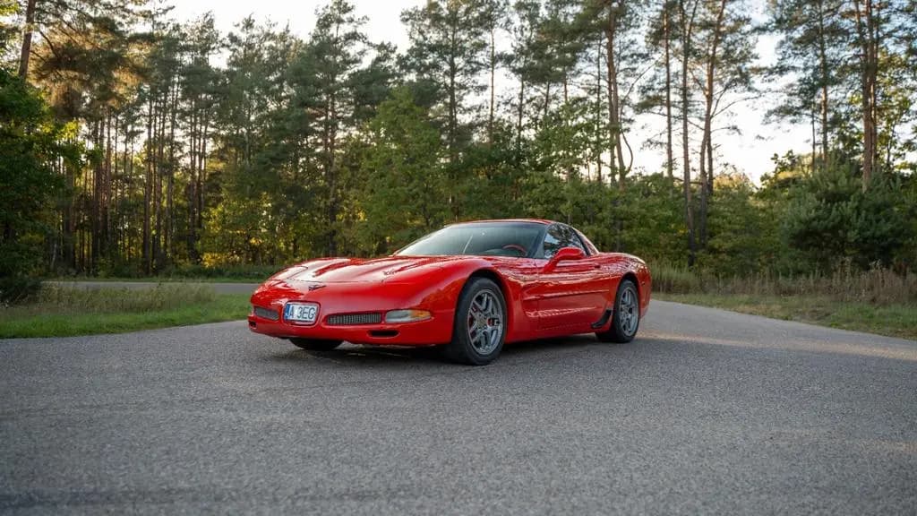 Main__Slider__Photo:Corvette Z06 01/2002-0