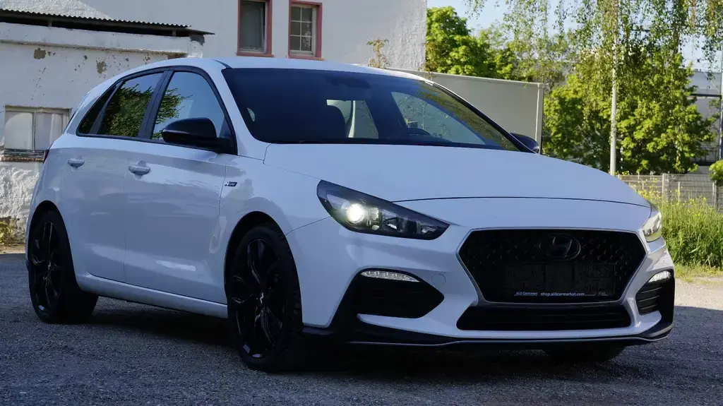 Main__Slider__Photo:Hyundai i30 1.6 N Line AHK*SHZ*NAVI 11/2019-1
