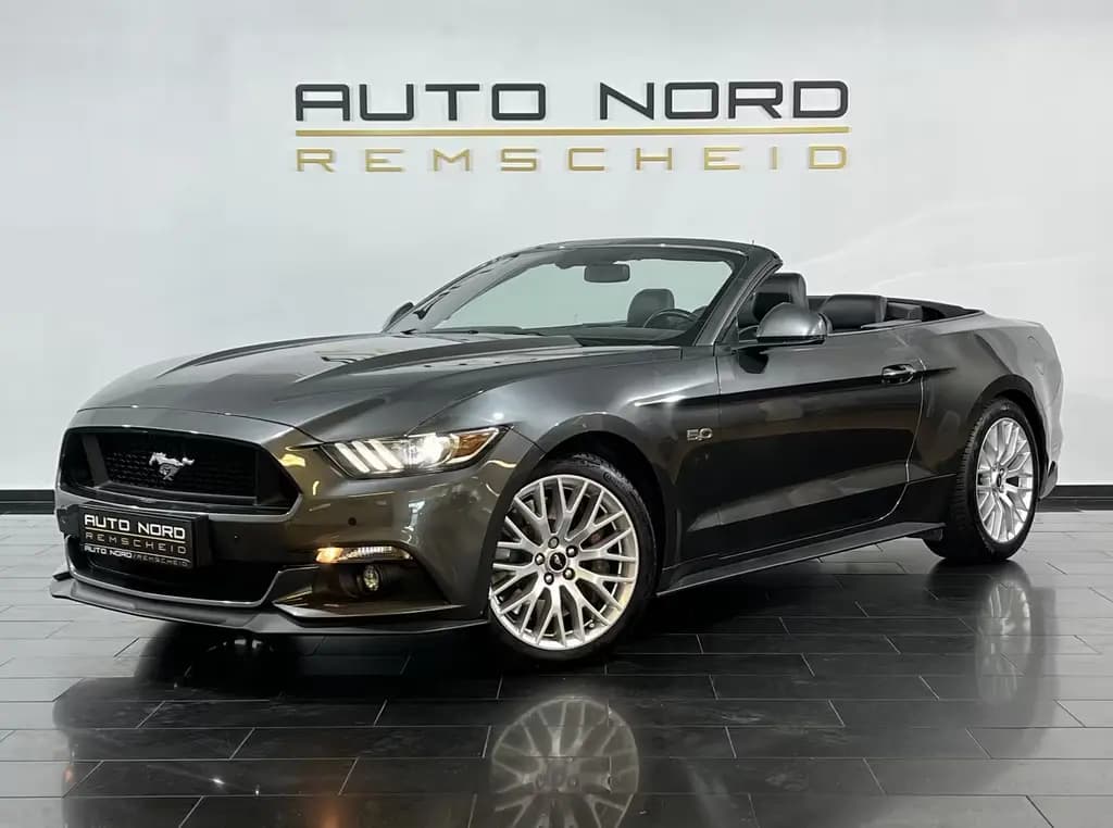 Main__Slider__Photo:Ford Mustang 5.0 GT Convertible *Kamera*Perf-Paket* 03/2016-0
