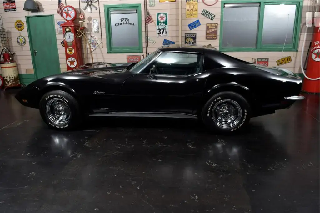 Main__Slider__Photo:Corvette C3 Stingray Targa 1973 von RD Classics 01/1973-1
