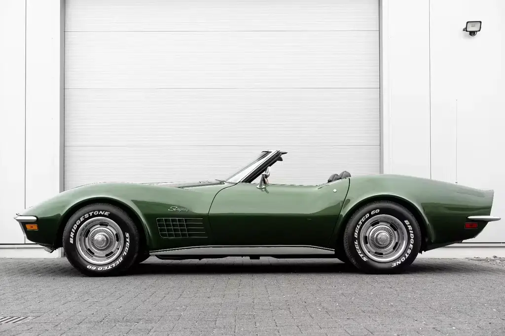 Main__Slider__Photo:Corvette C3 LT-1 Stingray 383 Engine420HP Handschalter! 02/1970-1